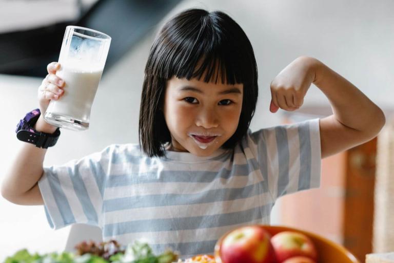 Healthy eating child